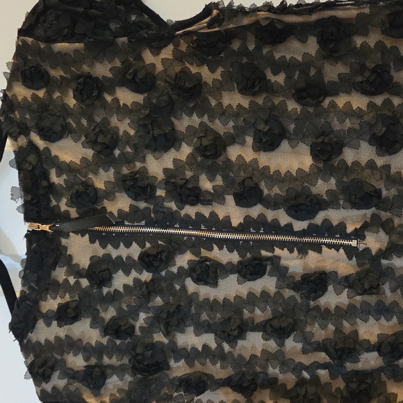 Ann Taylor Elegant Black Floral Lined Top Small - Picture 9 of 9